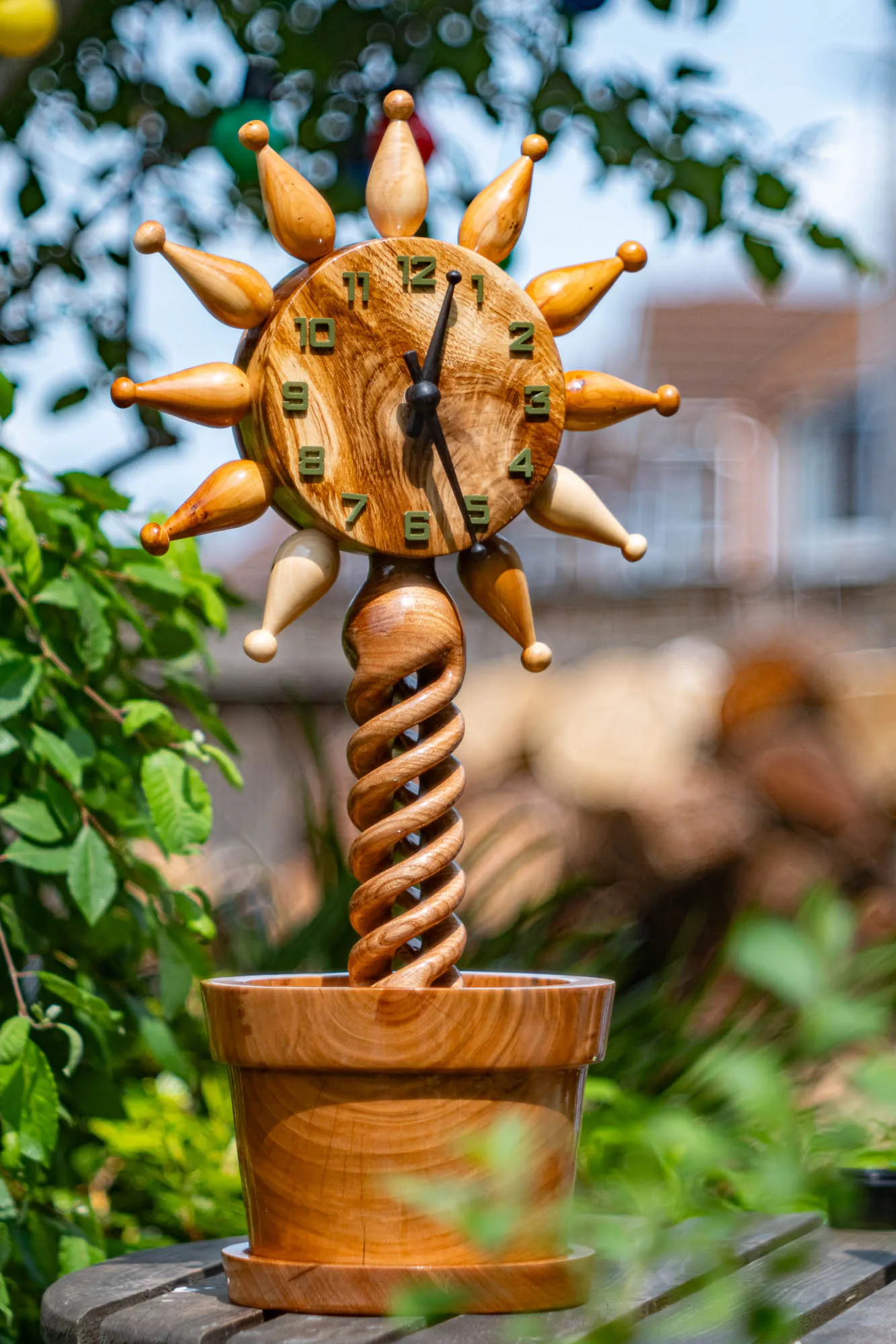 Flower Pot Clock